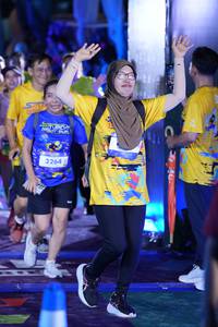 BIB: 3264
                            <button type="button" onclick="openModal(26234180)" class="btn btn-primary btn-sm float-right btn-popup" data-toggle="modal" data-target=".modal-high-quality">
                        <i class="fas fa-shopping-cart"></i> Add to Cart
                    </button>
                                            <button type="button" onclick="isThisMe(26234180, true)" class="btn btn-success btn-sm float-right btn-popup btn-isme hidden" data-toggle="tooltip" data-placement="bottom" title="นี่คือรูปของคุณใช่ไหม คลิกที่นี่เพื่อเอาเข้าอัลบั้ม">
                        <i class="fas fa-plus"></i> Add to album
                    </button>
                    <button type="button" onclick="isThisMe(26234180, false)" class="btn btn-warning btn-sm float-right btn-popup btn-isnotme hidden">
                        <i class="fas fa-ban"></i> Remove from album
                    </button>